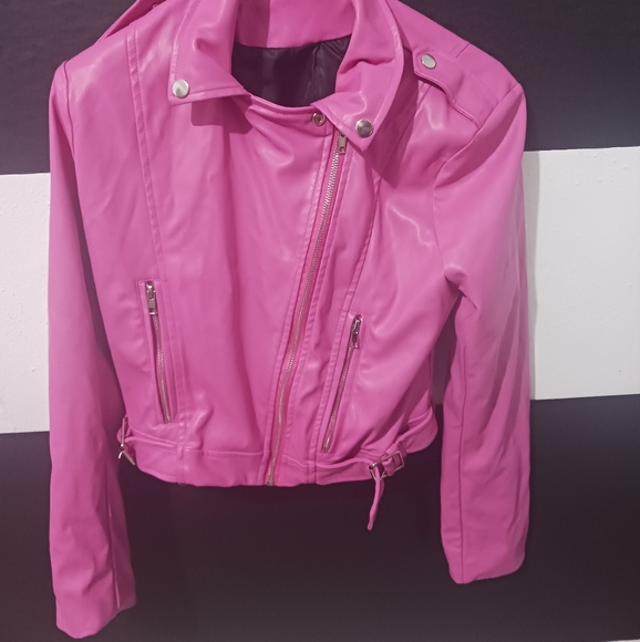 Women Pink Barbie style biker faux leather jacket - Picture 14 of 16